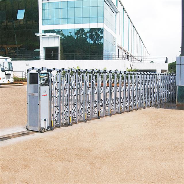 Retractable Gates