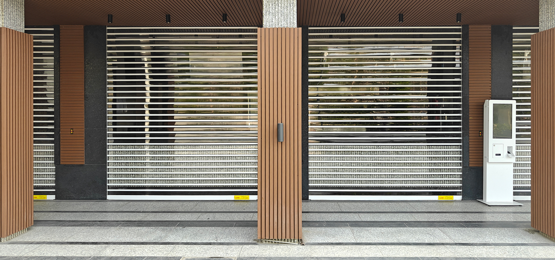Transparent Rolling Shutters